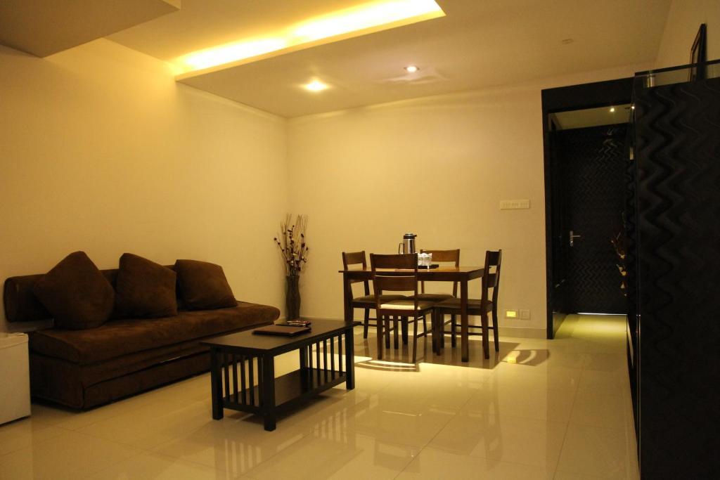 Hotel Gokulam Park Madras Buitenkant foto