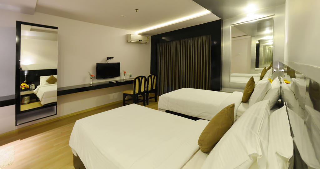 Hotel Gokulam Park Madras Buitenkant foto
